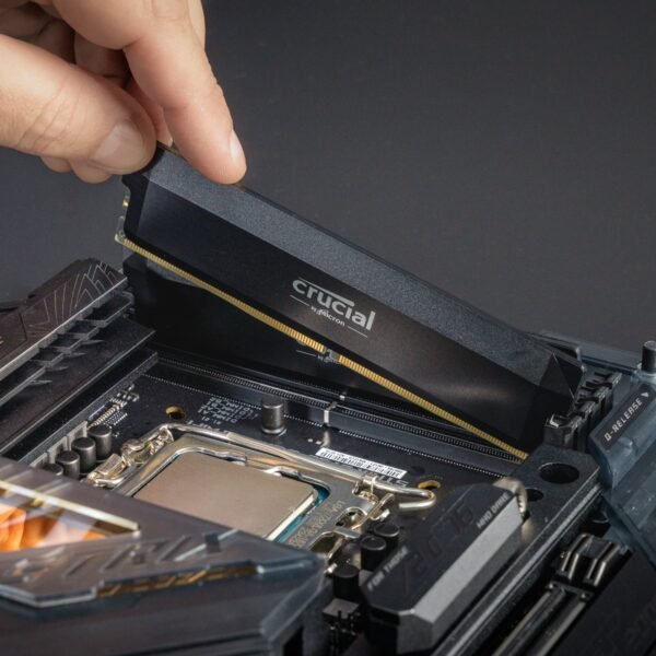 Crucial Pro Overclocking 16GB 6400MHz DDR5 Desktop Memory Black - Image 2