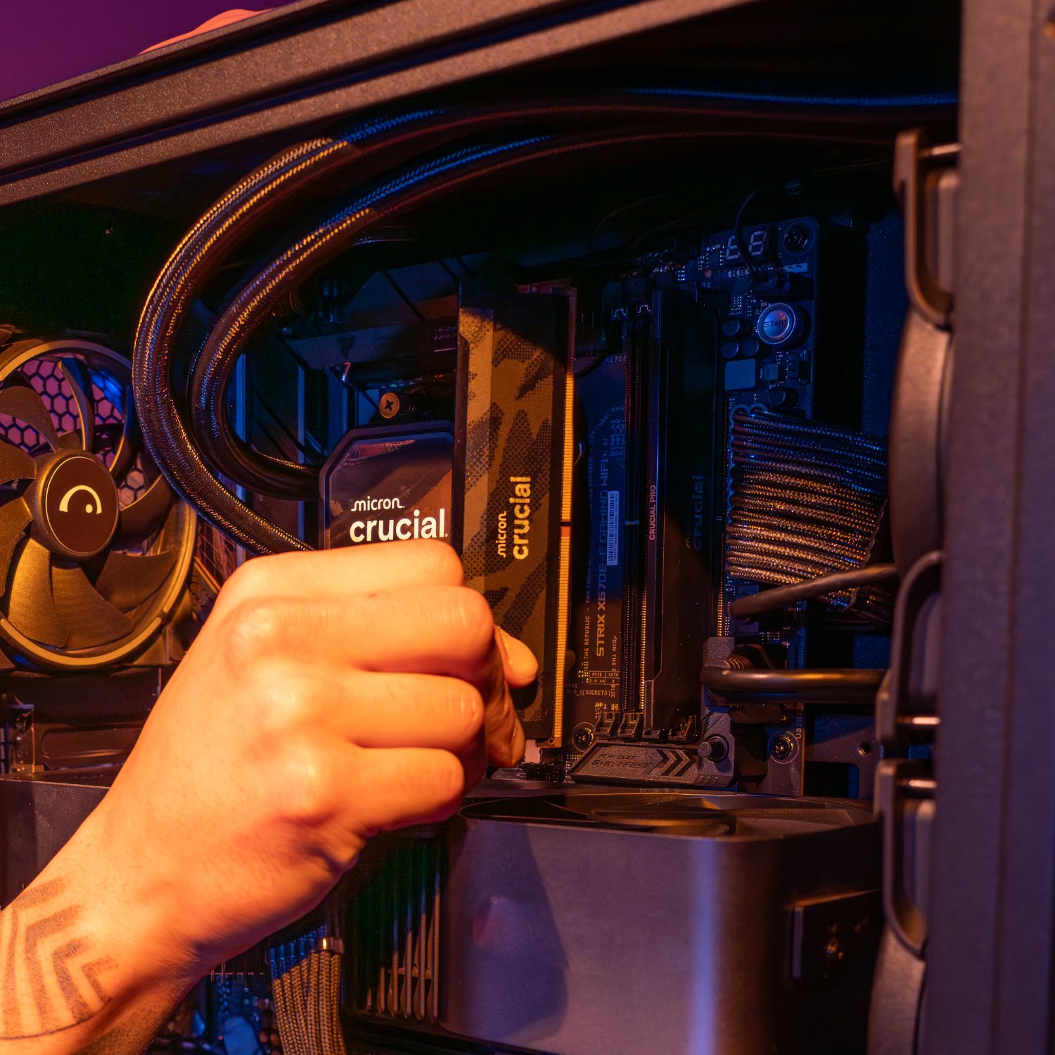 Crucial Pro 16GB 6400Mhz DDR5 Desktop OC Gaming Memory - Black - Image 4