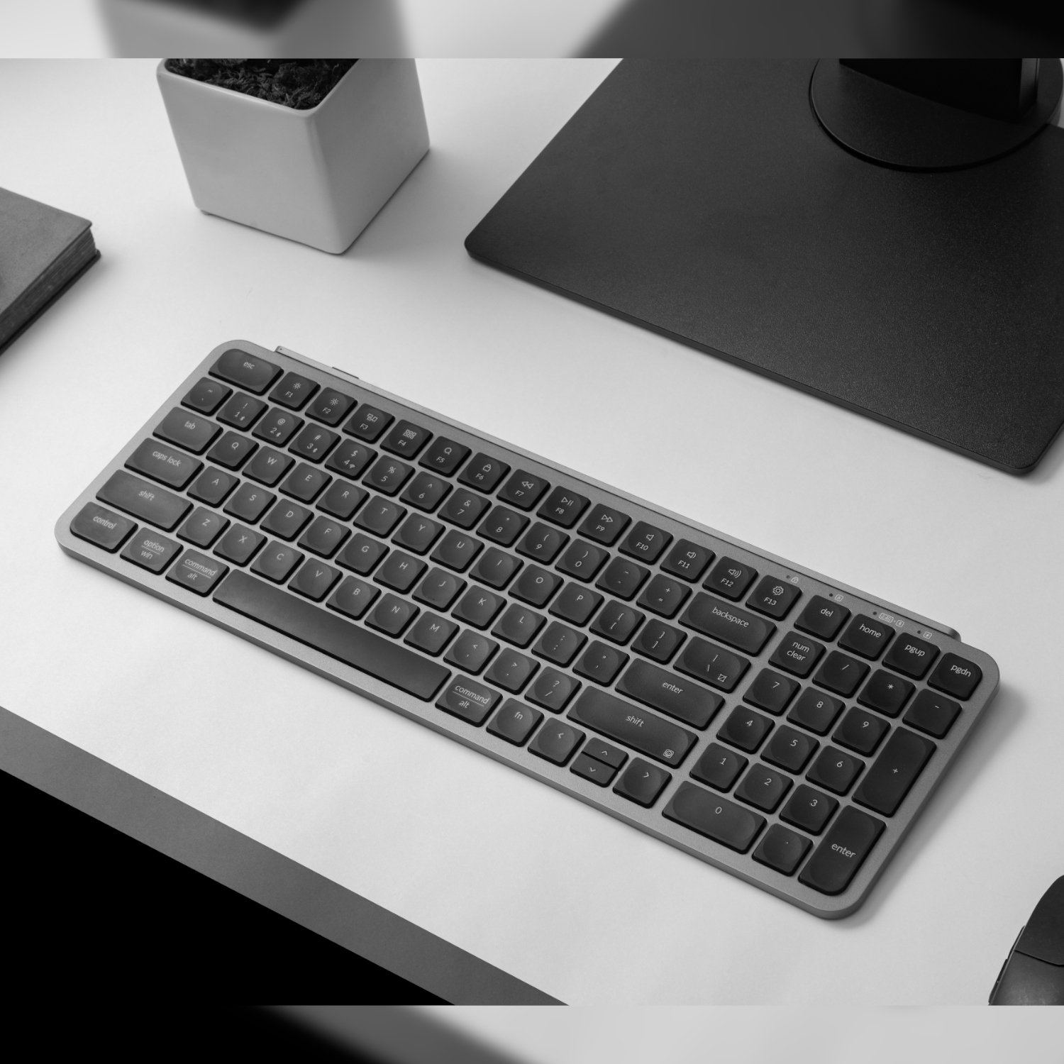 Keychron B2 Pro Ultra-Slim 96% Wireless Keyboard - Space Gray - Image 4