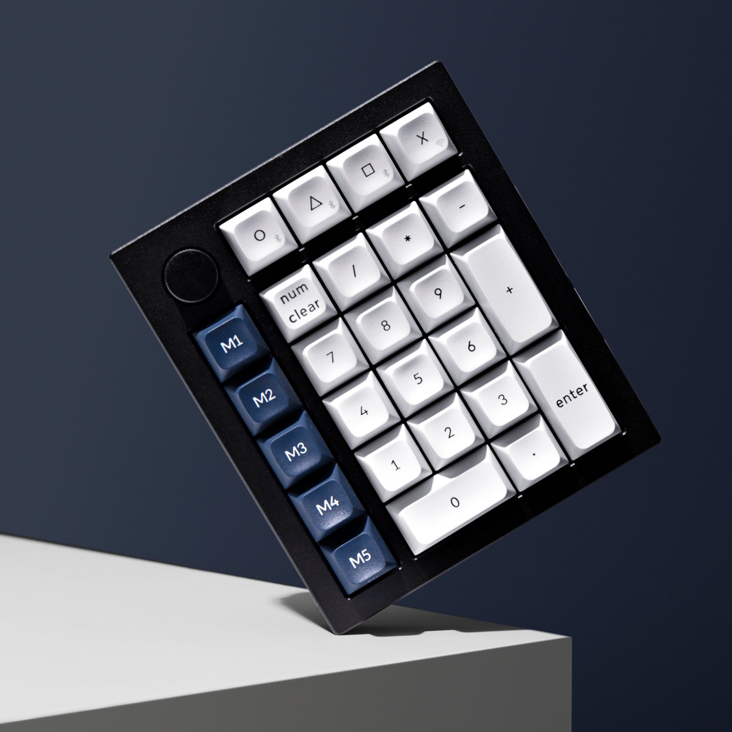 Keychron Q0 Max QMK Gateron Jupiter Banana RGB Wireless Custom Number Pad Shell White - Image 3