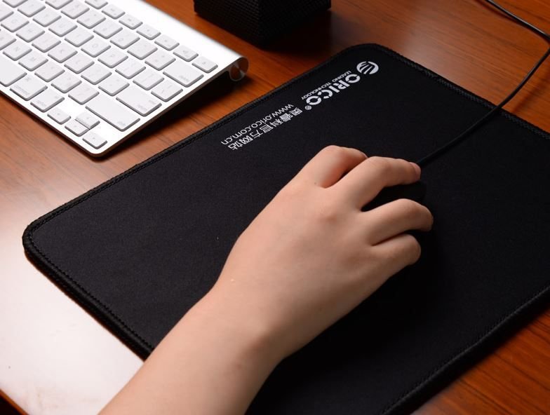 ORICO Natural Rubber Mousepad 300X250MM - Image 4